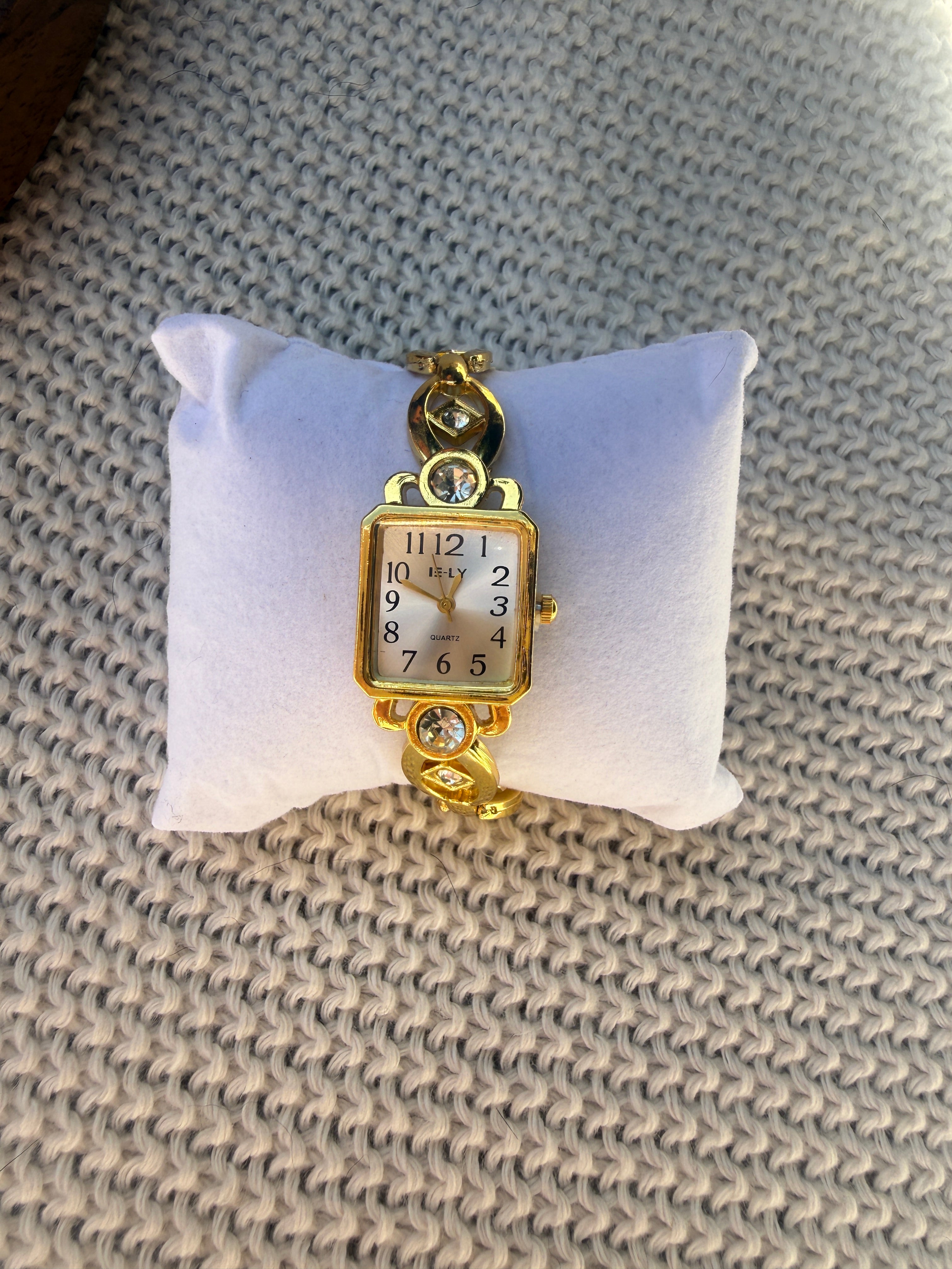 Sanaya Wristwatch