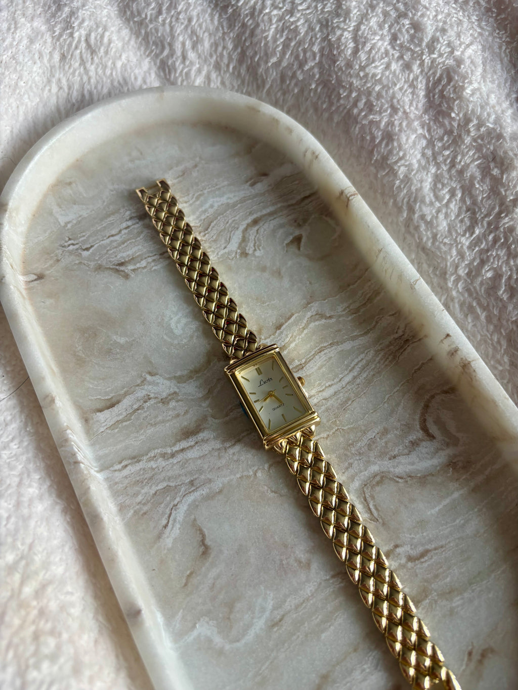 Tesila Wristwatch